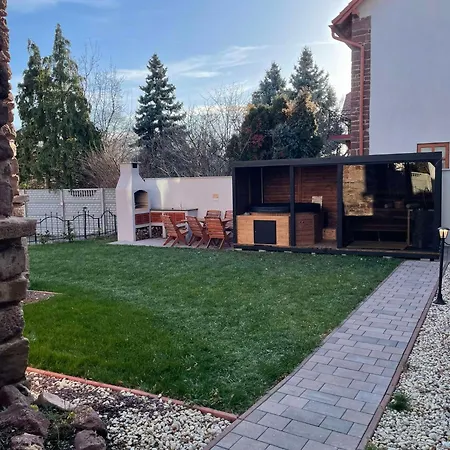 Voeroesko- Hazmester- 아파트 발라톤알마디