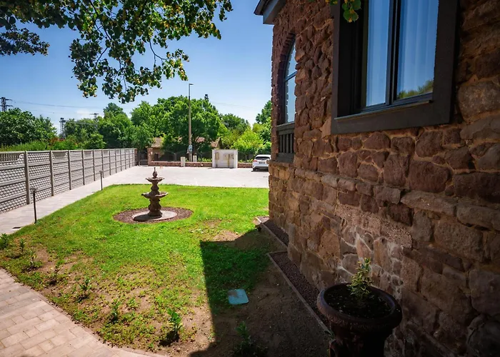 Voeroesko- Hazmester- דירה Balatonalmádi